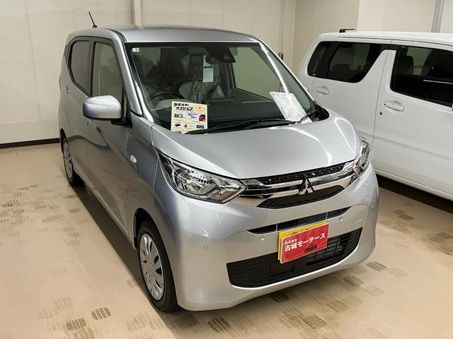 ｅＫワゴン Ｍ　届出済未使用車　衝突被害軽減システム　盗難防止システム　ＣＶＴ　オートライト　アイドリングストップ　バックカメラ　シートヒーター　キーレスエントリー（6枚目）