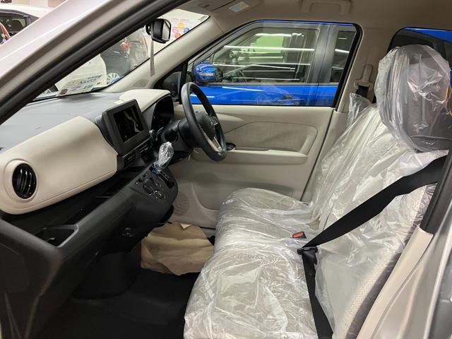 ｅＫワゴン Ｍ　届出済未使用車　衝突被害軽減システム　盗難防止システム　ＣＶＴ　オートライト　アイドリングストップ　バックカメラ　シートヒーター　キーレスエントリー（21枚目）