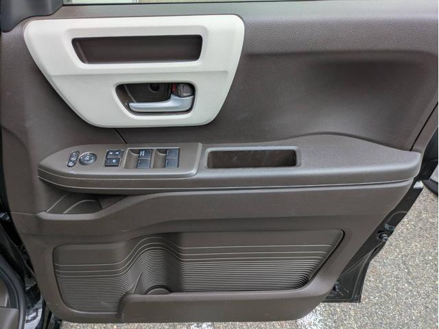 N-BOX L ナビ付 衝突被害軽減システム 盗難防止システム アイドリングストップ バックカメラ シートヒーター オートエアコン LEDヘッドライト スマートキー 電動スライド クルーズコントロール(30枚目)