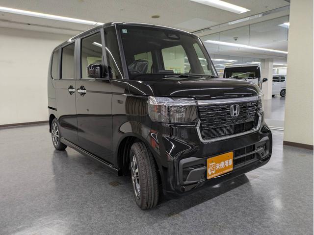 N-BOXカスタム ベースグレード 4WD 届出済未使用車 衝突被害軽減システム 盗難防止システム アイドリングストップ バックカメラ シートヒーター オートエアコン LEDヘッドライト スマートキー 電動スライド クルーズコントロール(7枚目)