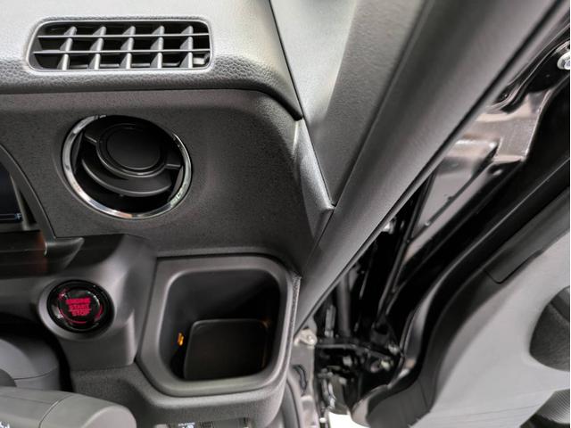 N-BOXカスタム ベースグレード 4WD 届出済未使用車 衝突被害軽減システム 盗難防止システム アイドリングストップ バックカメラ シートヒーター オートエアコン LEDヘッドライト スマートキー 電動スライド クルーズコントロール(31枚目)
