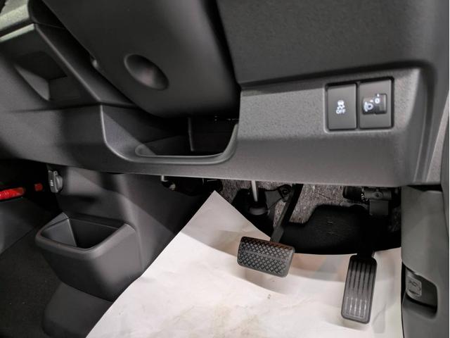 N-BOXカスタム ベースグレード 4WD 届出済未使用車 衝突被害軽減システム 盗難防止システム アイドリングストップ バックカメラ シートヒーター オートエアコン LEDヘッドライト スマートキー 電動スライド クルーズコントロール(32枚目)