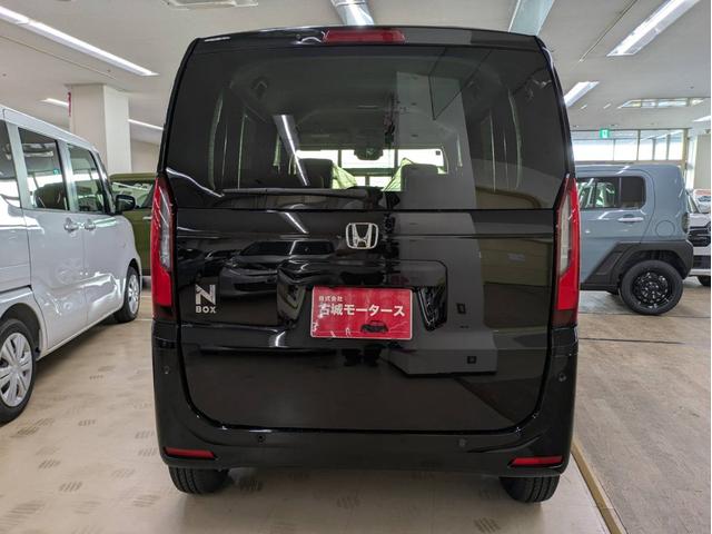 N-BOX ベースグレード 4WD 届出済未使用車 衝突被害軽減システム 盗難防止システム アイドリングストップ バックカメラ シートヒーター オートエアコン LEDヘッドライト スマートキー 電動スライド クルーズコントロール(7枚目)