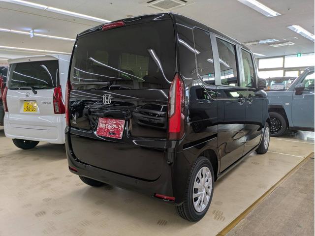 N-BOX ベースグレード 4WD 届出済未使用車 衝突被害軽減システム 盗難防止システム アイドリングストップ バックカメラ シートヒーター オートエアコン LEDヘッドライト スマートキー 電動スライド クルーズコントロール(8枚目)