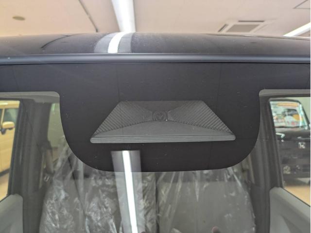 N-BOX ベースグレード 4WD 届出済未使用車 衝突被害軽減システム 盗難防止システム アイドリングストップ バックカメラ シートヒーター オートエアコン LEDヘッドライト スマートキー 電動スライド クルーズコントロール(49枚目)