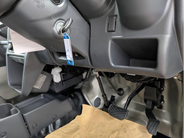 SUZUKI CARRY TRUCK KC AIR-CONDITIONER POWER STEERING