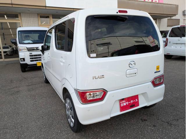 フレア ハイブリッドＸＧ　ナビ付　衝突被害軽減システム　盗難防止システム　ＣＶＴ　オートライト　アイドリングストップ　バックカメラ　シートヒーター　オートエアコン　スマートキー　ＥＴＣ（13枚目）