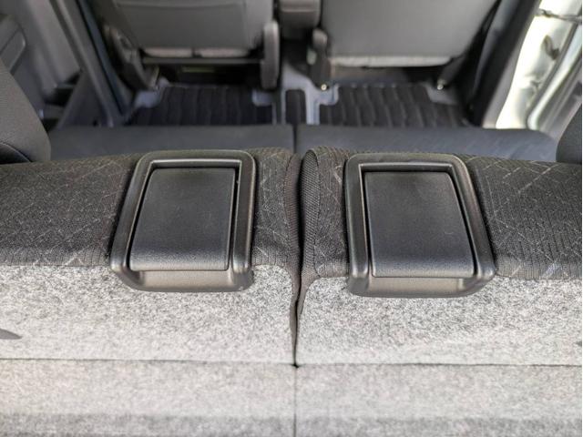 フレア ハイブリッドＸＧ　ナビ付　衝突被害軽減システム　盗難防止システム　ＣＶＴ　オートライト　アイドリングストップ　バックカメラ　シートヒーター　オートエアコン　スマートキー　ＥＴＣ（18枚目）