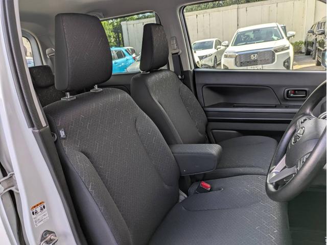 フレア ハイブリッドＸＧ　ナビ付　衝突被害軽減システム　盗難防止システム　ＣＶＴ　オートライト　アイドリングストップ　バックカメラ　シートヒーター　オートエアコン　スマートキー　ＥＴＣ（22枚目）