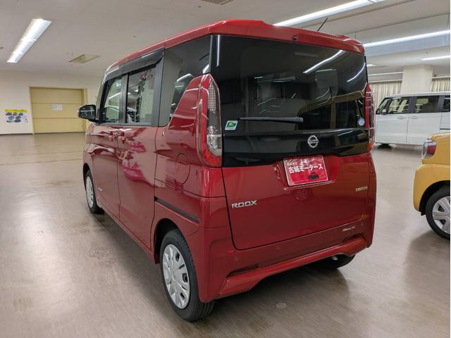ルークス X 4WD 衝突被害軽減システム 盗難防止システム CVT オートライト アイドリングストップ バックカメラ シートヒーター オートエアコン スマートキー 電動スライドドア ハイブリット(14枚目)