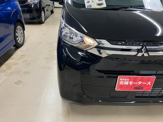 ｅＫワゴン Ｍ　届出済未使用車　衝突被害軽減システム　盗難防止システム　ＣＶＴ　オートライト　アイドリングストップ　バックカメラ　シートヒーター　キーレスエントリー（6枚目）