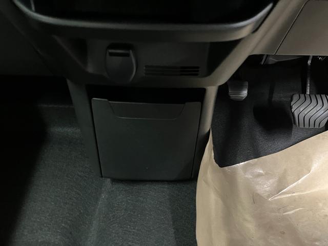 ｅＫワゴン Ｍ　届出済未使用車　衝突被害軽減システム　盗難防止システム　ＣＶＴ　オートライト　アイドリングストップ　バックカメラ　シートヒーター　キーレスエントリー（29枚目）