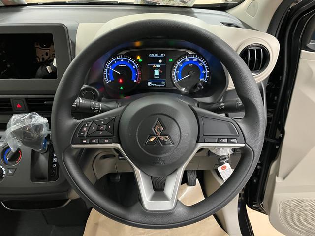 ｅＫワゴン Ｍ　届出済未使用車　衝突被害軽減システム　盗難防止システム　ＣＶＴ　オートライト　アイドリングストップ　バックカメラ　シートヒーター　キーレスエントリー（32枚目）