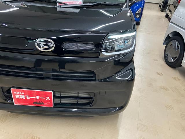 タント Ｘ　ナビ付　衝突被害軽減システム　盗難防止システム　ＣＶＴ　オートライト　アイドリングストップ　バックカメラ　シートヒーター　オートエアコン　ＬＥＤヘッドライト　スマートキー　電動スライドドア　ピラーレス（9枚目）