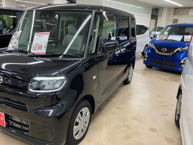 タント Ｘ　ナビ付　衝突被害軽減システム　盗難防止システム　ＣＶＴ　オートライト　アイドリングストップ　バックカメラ　シートヒーター　オートエアコン　ＬＥＤヘッドライト　スマートキー　電動スライドドア　ピラーレス（10枚目）