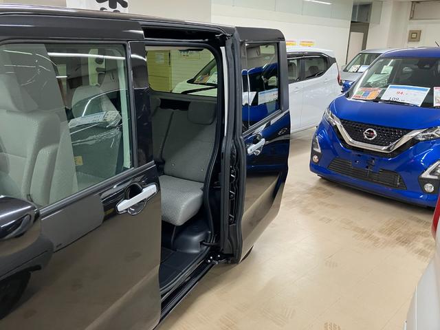 タント Ｘ　ナビ付　衝突被害軽減システム　盗難防止システム　ＣＶＴ　オートライト　アイドリングストップ　バックカメラ　シートヒーター　オートエアコン　ＬＥＤヘッドライト　スマートキー　電動スライドドア　ピラーレス（19枚目）