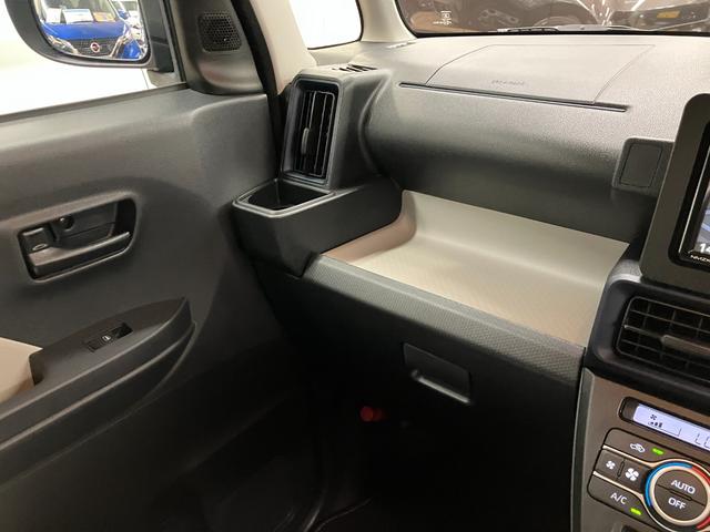 タント Ｘ　ナビ付　衝突被害軽減システム　盗難防止システム　ＣＶＴ　オートライト　アイドリングストップ　バックカメラ　シートヒーター　オートエアコン　ＬＥＤヘッドライト　スマートキー　電動スライドドア　ピラーレス（30枚目）