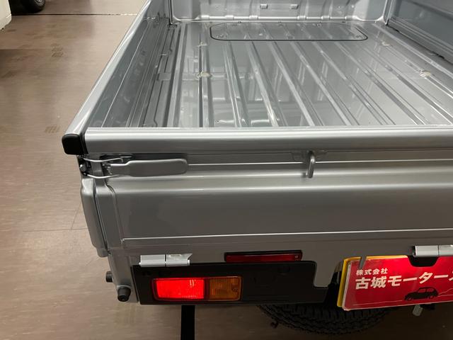 ハイゼットトラック スタンダード 農用スペシャル パートタイム4WD 届出済未使用車 衝突被害軽減システム オートライト エアコン アイドリングストップ 運転席助手席エアバッグ ABS パワーステアリング(15枚目)