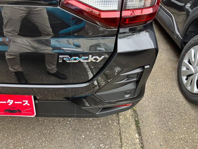 ロッキー Ｘ　ＨＥＶ　登録済未使用車　衝突被害軽減システム　盗難防止システム　ＣＶＴ　オートライト　オートエアコン　スマートキー　純正ＡＷホイール（14枚目）