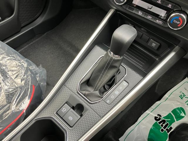 ロッキー Ｘ　ＨＥＶ　登録済未使用車　衝突被害軽減システム　盗難防止システム　ＣＶＴ　オートライト　オートエアコン　スマートキー　純正ＡＷホイール（30枚目）