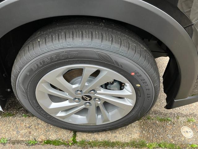 ロッキー Ｘ　ＨＥＶ　登録済未使用車　衝突被害軽減システム　盗難防止システム　ＣＶＴ　オートライト　オートエアコン　スマートキー　純正ＡＷホイール（45枚目）