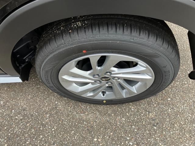 ロッキー Ｘ　ＨＥＶ　登録済未使用車　衝突被害軽減システム　盗難防止システム　ＣＶＴ　オートライト　オートエアコン　スマートキー　純正ＡＷホイール（48枚目）