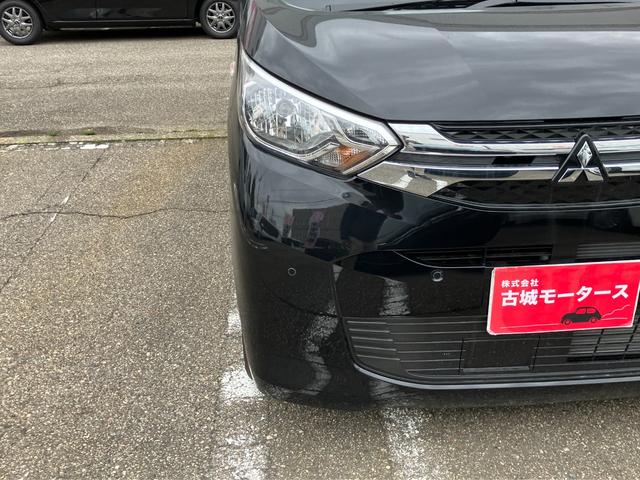 ｅＫワゴン Ｍ　ナビ付　衝突被害軽減システム　盗難防止システム　ＣＶＴ　オートライト　アイドリングストップ　バックカメラ　シートヒーター　キーレスエントリー（6枚目）
