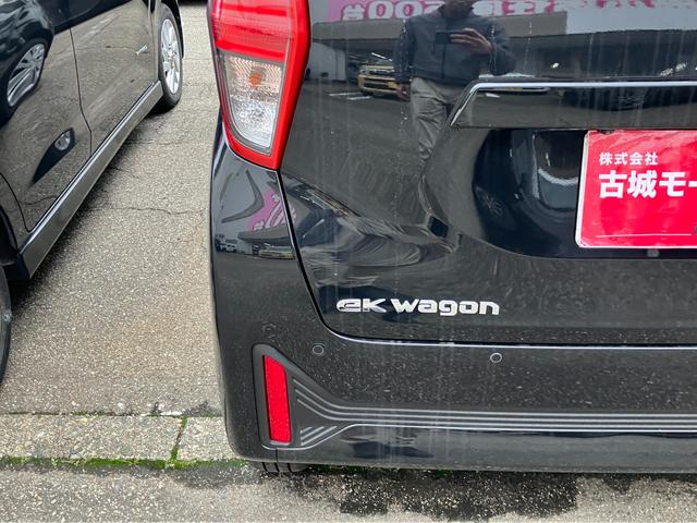 ｅＫワゴン Ｍ　ナビ付　衝突被害軽減システム　盗難防止システム　ＣＶＴ　オートライト　アイドリングストップ　バックカメラ　シートヒーター　キーレスエントリー（13枚目）
