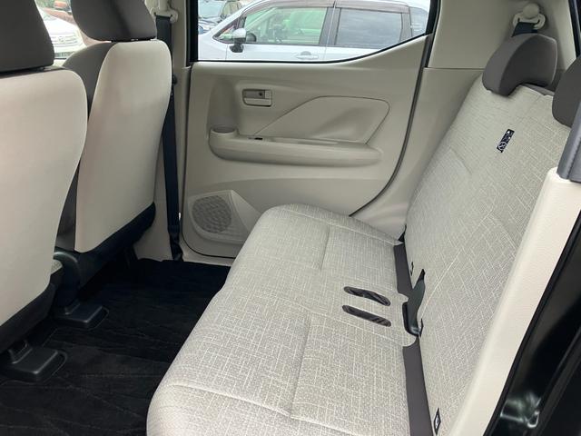 ｅＫワゴン Ｍ　ナビ付　衝突被害軽減システム　盗難防止システム　ＣＶＴ　オートライト　アイドリングストップ　バックカメラ　シートヒーター　キーレスエントリー（17枚目）