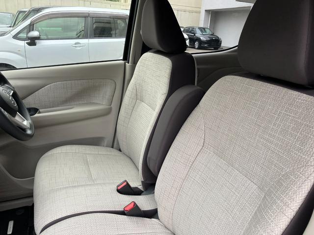 ｅＫワゴン Ｍ　ナビ付　衝突被害軽減システム　盗難防止システム　ＣＶＴ　オートライト　アイドリングストップ　バックカメラ　シートヒーター　キーレスエントリー（21枚目）