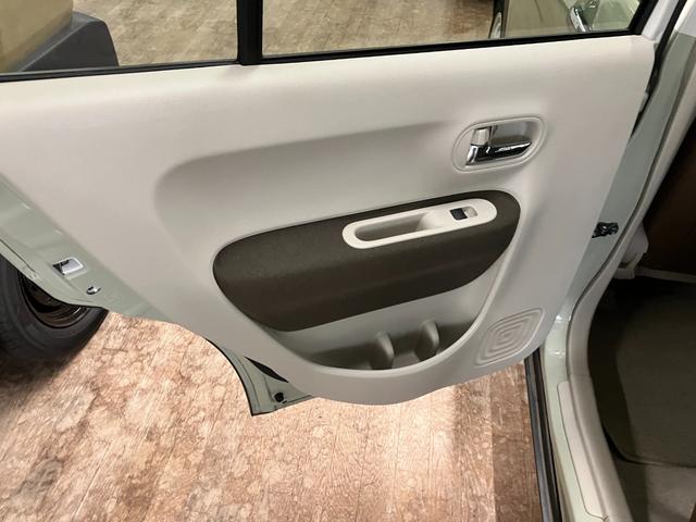 アルトラパンＬＣ Ｘ　全方位カメラ　衝突被害軽減システム　盗難防止システム　ＣＶＴ　オートライト　アイドリングストップ　シートヒーター　オートエアコン　ＬＥＤヘッドライト　スマートキー（20枚目）