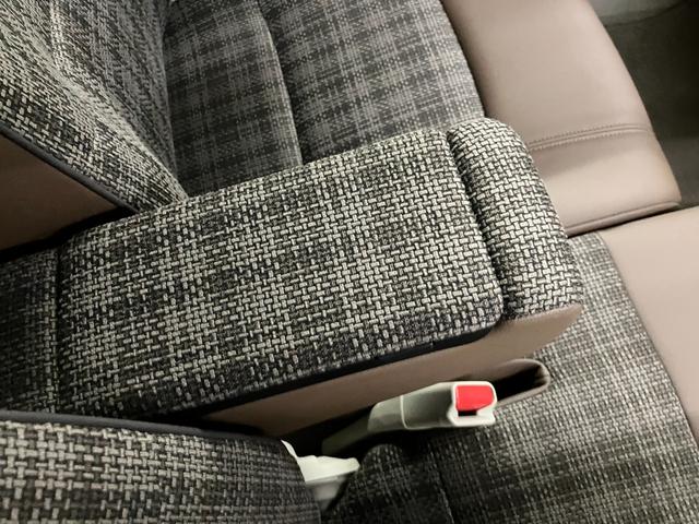 アルトラパンＬＣ Ｘ　全方位カメラ　衝突被害軽減システム　盗難防止システム　ＣＶＴ　オートライト　アイドリングストップ　シートヒーター　オートエアコン　ＬＥＤヘッドライト　スマートキー（30枚目）