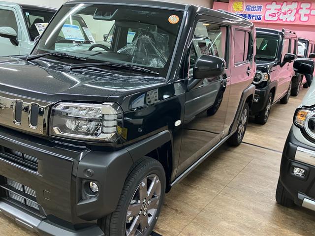 タフト Ｇ　ダーククロムベンチャー　届出済未使用車　衝突被害軽減システム　盗難防止システム　ＣＶＴ　オートライト　アイドリングストップ　バックカメラ　シートヒーター　オートエアコン　ＬＥＤヘッドライト　スマートキー　純正ＡＷホイール（8枚目）