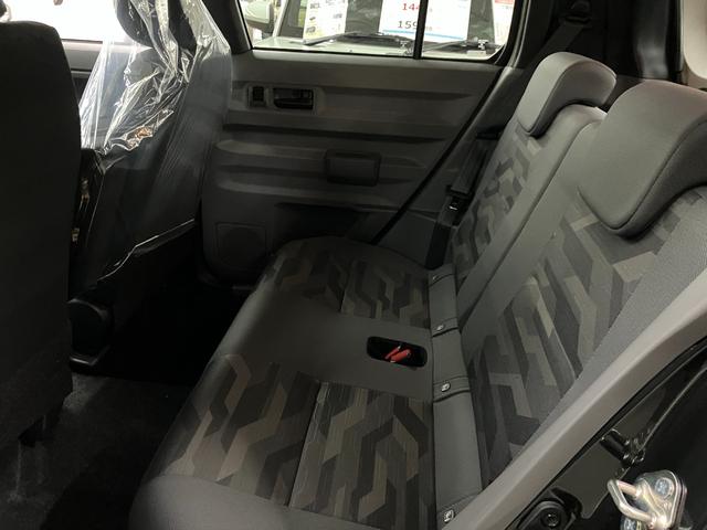 タフト Ｇ　ダーククロムベンチャー　届出済未使用車　衝突被害軽減システム　盗難防止システム　ＣＶＴ　オートライト　アイドリングストップ　バックカメラ　シートヒーター　オートエアコン　ＬＥＤヘッドライト　スマートキー　純正ＡＷホイール（17枚目）