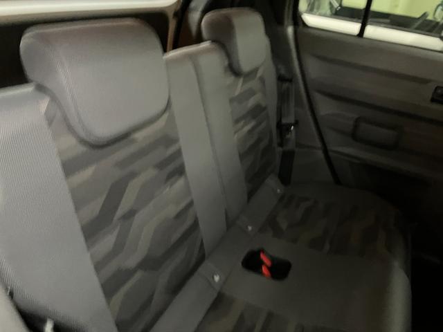 タフト Ｇ　ダーククロムベンチャー　届出済未使用車　衝突被害軽減システム　盗難防止システム　ＣＶＴ　オートライト　アイドリングストップ　バックカメラ　シートヒーター　オートエアコン　ＬＥＤヘッドライト　スマートキー　純正ＡＷホイール（24枚目）