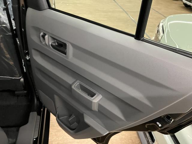 タフト Ｇ　ダーククロムベンチャー　届出済未使用車　衝突被害軽減システム　盗難防止システム　ＣＶＴ　オートライト　アイドリングストップ　バックカメラ　シートヒーター　オートエアコン　ＬＥＤヘッドライト　スマートキー　純正ＡＷホイール（25枚目）