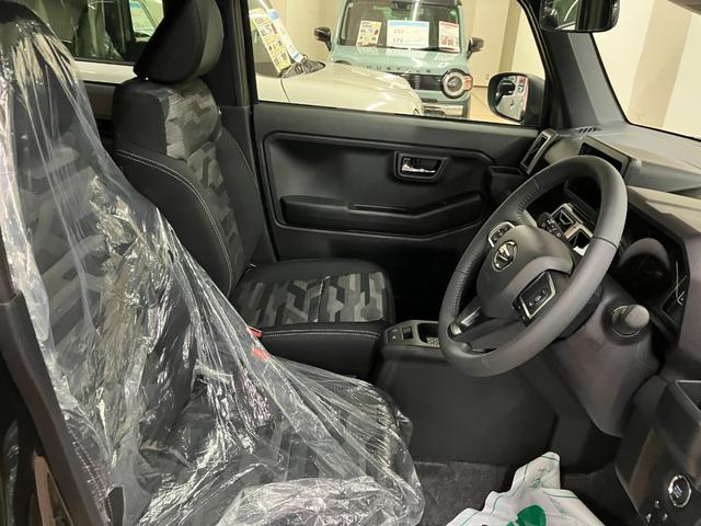 タフト Ｇ　ダーククロムベンチャー　届出済未使用車　衝突被害軽減システム　盗難防止システム　ＣＶＴ　オートライト　アイドリングストップ　バックカメラ　シートヒーター　オートエアコン　ＬＥＤヘッドライト　スマートキー　純正ＡＷホイール（27枚目）