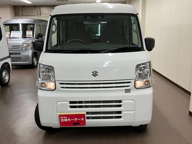 エブリイ ＰＡ　セーフティサポート　パートタイム４ＷＤ　オートライト　エアコン　アイドリングストップ　ＡＭ／ＦＭラジオ　ＵＶカットガラス　衝突安全ボディ（5枚目）