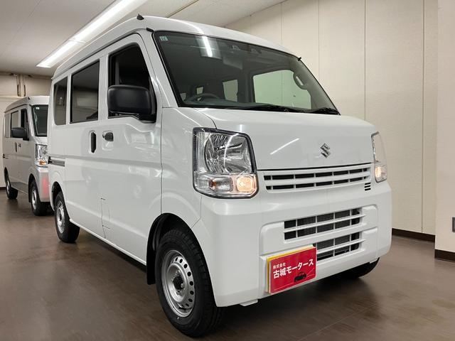 エブリイ ＰＡ　セーフティサポート　パートタイム４ＷＤ　オートライト　エアコン　アイドリングストップ　ＡＭ／ＦＭラジオ　ＵＶカットガラス　衝突安全ボディ（6枚目）