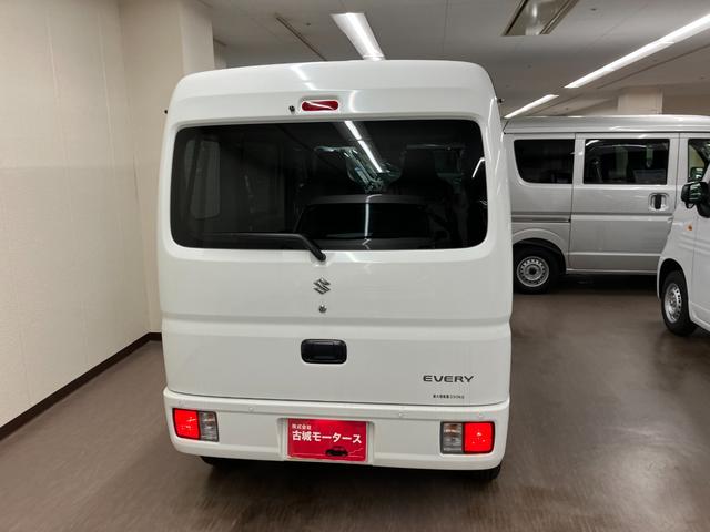 エブリイ ＰＡ　セーフティサポート　パートタイム４ＷＤ　オートライト　エアコン　アイドリングストップ　ＡＭ／ＦＭラジオ　ＵＶカットガラス　衝突安全ボディ（13枚目）