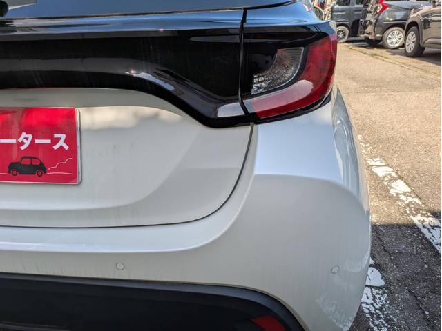 ヤリス X ディスプレイオーディオ付 衝突被害軽減システム 盗難防止システム CVT オートライト バックカメラ スマートキー ETC(17枚目)