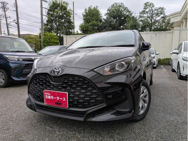 ヤリス X ナビ付 4WD 衝突被害軽減システム 盗難防止システム CVT オートライト バックカメラ オートエアコン スマートキー クルーズコントロール ETC(6枚目)