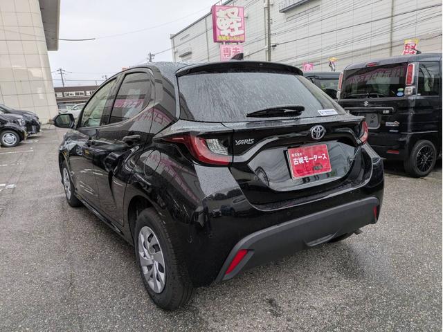 ヤリス X ナビ付 4WD 衝突被害軽減システム 盗難防止システム CVT オートライト バックカメラ オートエアコン スマートキー クルーズコントロール ETC(13枚目)