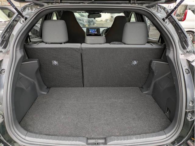 ヤリス X ナビ付 4WD 衝突被害軽減システム 盗難防止システム CVT オートライト バックカメラ オートエアコン スマートキー クルーズコントロール ETC(15枚目)