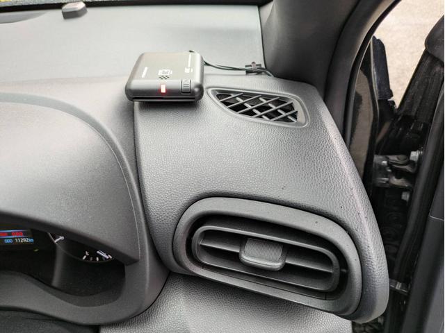 ヤリス X ナビ付 4WD 衝突被害軽減システム 盗難防止システム CVT オートライト バックカメラ オートエアコン スマートキー クルーズコントロール ETC(27枚目)