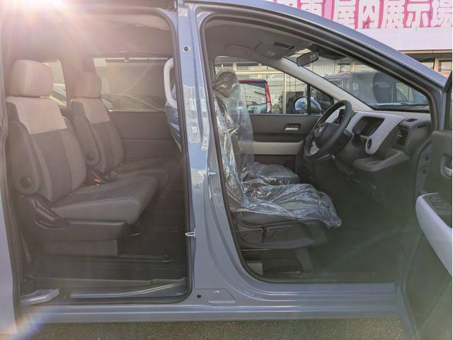 フリード e:HEVエアー 衝突被害軽減システム 盗難防止システム CVT オートライト アイドリングストップ バックカメラ オートエアコン LEDヘッドライト スマートキー 両側電動スライドドア クルーズコントロール(24枚目)