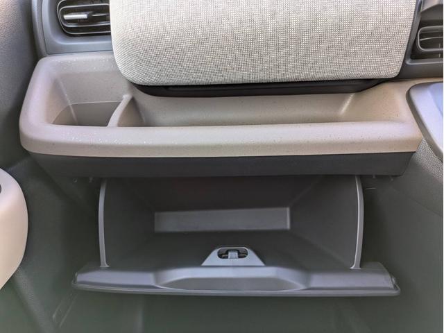 フリード e:HEVエアー 衝突被害軽減システム 盗難防止システム CVT オートライト アイドリングストップ バックカメラ オートエアコン LEDヘッドライト スマートキー 両側電動スライドドア クルーズコントロール(48枚目)