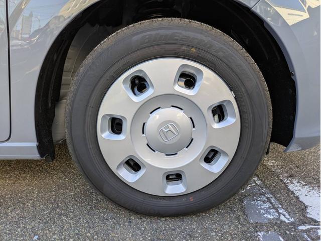 フリード e:HEVエアー 衝突被害軽減システム 盗難防止システム CVT オートライト アイドリングストップ バックカメラ オートエアコン LEDヘッドライト スマートキー 両側電動スライドドア クルーズコントロール(53枚目)