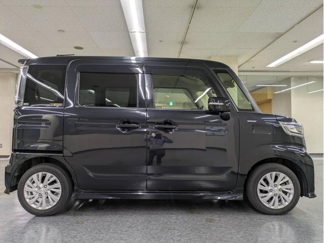 フレアワゴンカスタムスタイル ハイブリッドXG ナビ付 衝突被害軽減システム 盗難防止システム CVT オートライト アイドリングストップ シートヒーター オートエアコン LEDヘッドライト スマートキー 電動スライドドア 純正AWホイール ETC(9枚目)