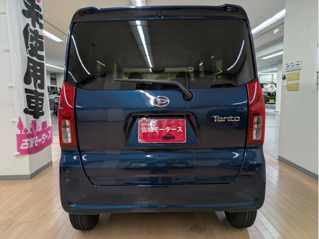 タント Ｘ　ナビ付　届出済未使用車　衝突被害軽減システム　盗難防止システム　オートライト　アイドリングストップ　バックカメラ　シートヒーター　オートエアコン　ＬＥＤヘッドライト　スマートキー　電動スライドドア（12枚目）